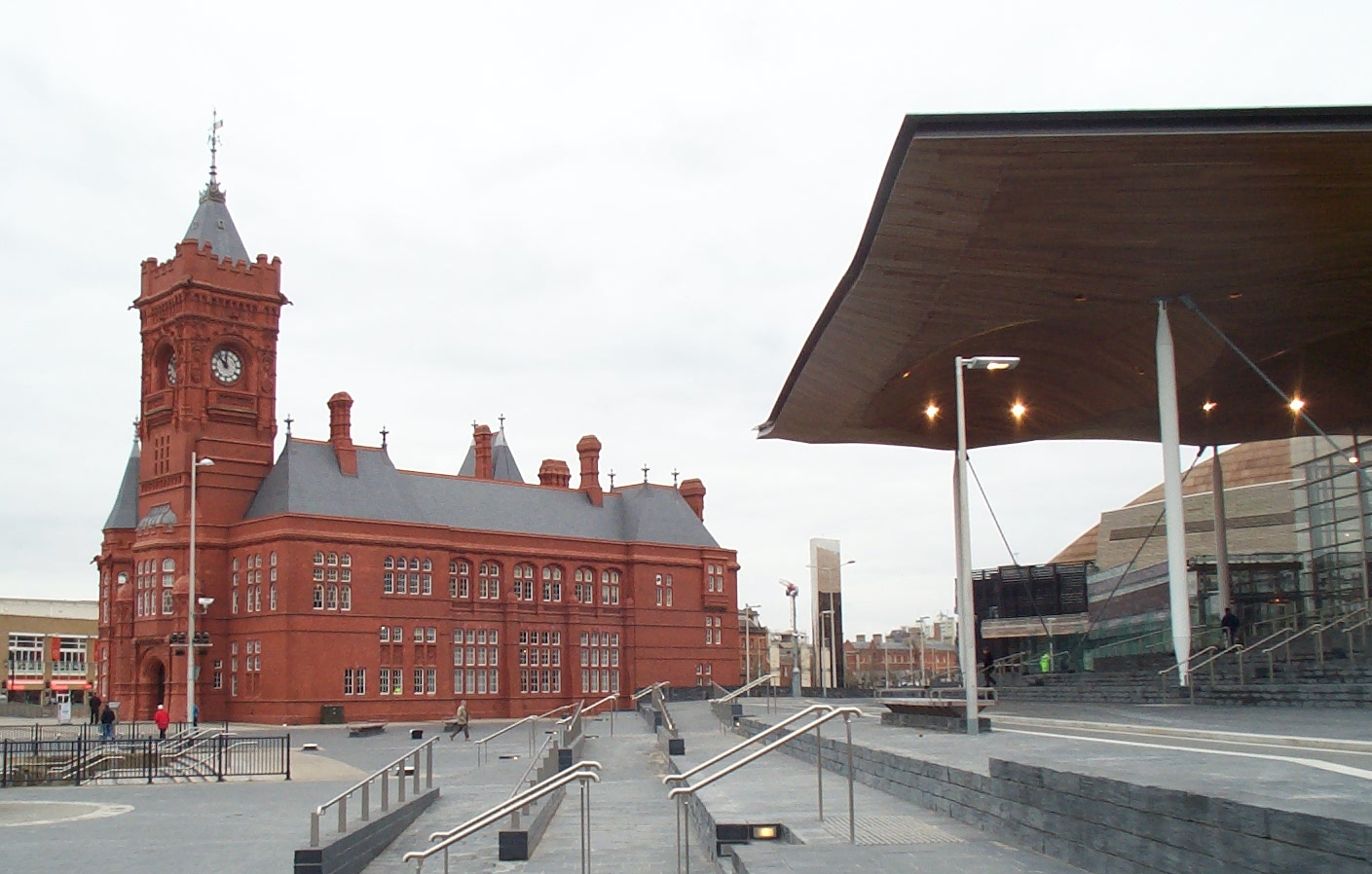 Pierhead Back